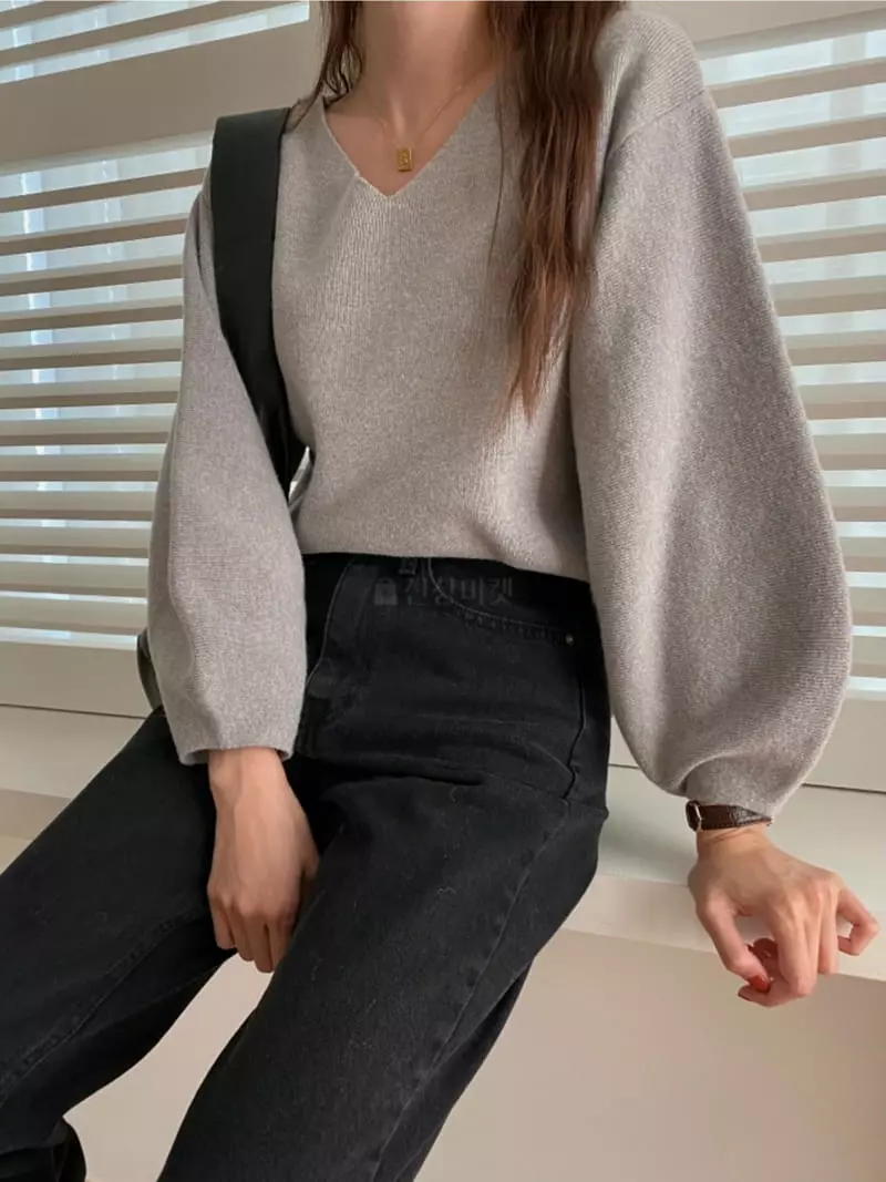 Tizzi - Korean Women Fashion - #momslook - Cash Balloon Knit Tee - 4