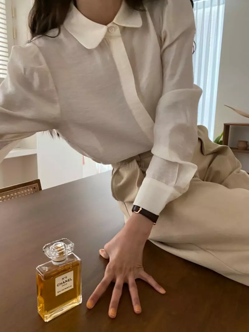 Tizzi - Korean Women Fashion - #womensfashion - Powder Blouse
