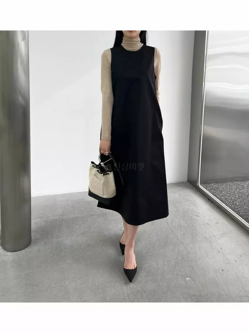 Waterbar - Korean Women Fashion - #momslook - Fair Sleeveless One-piece - 3
