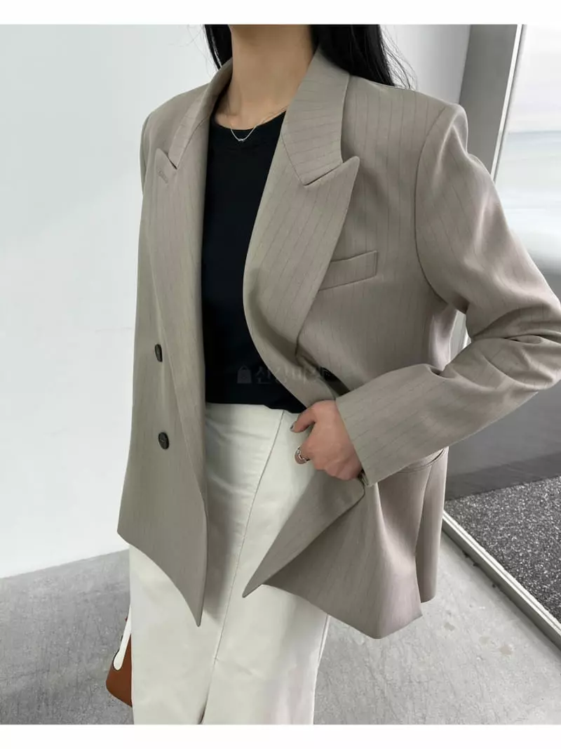Waterbar - Korean Women Fashion - #pursuepretty - Stripe Slit Jacket