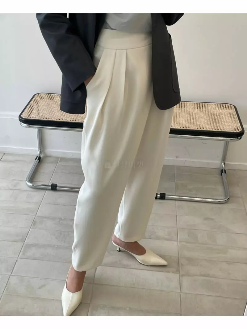 Waterbar - Korean Women Fashion - #vintageinspired - Boss Gadder Pants - 3