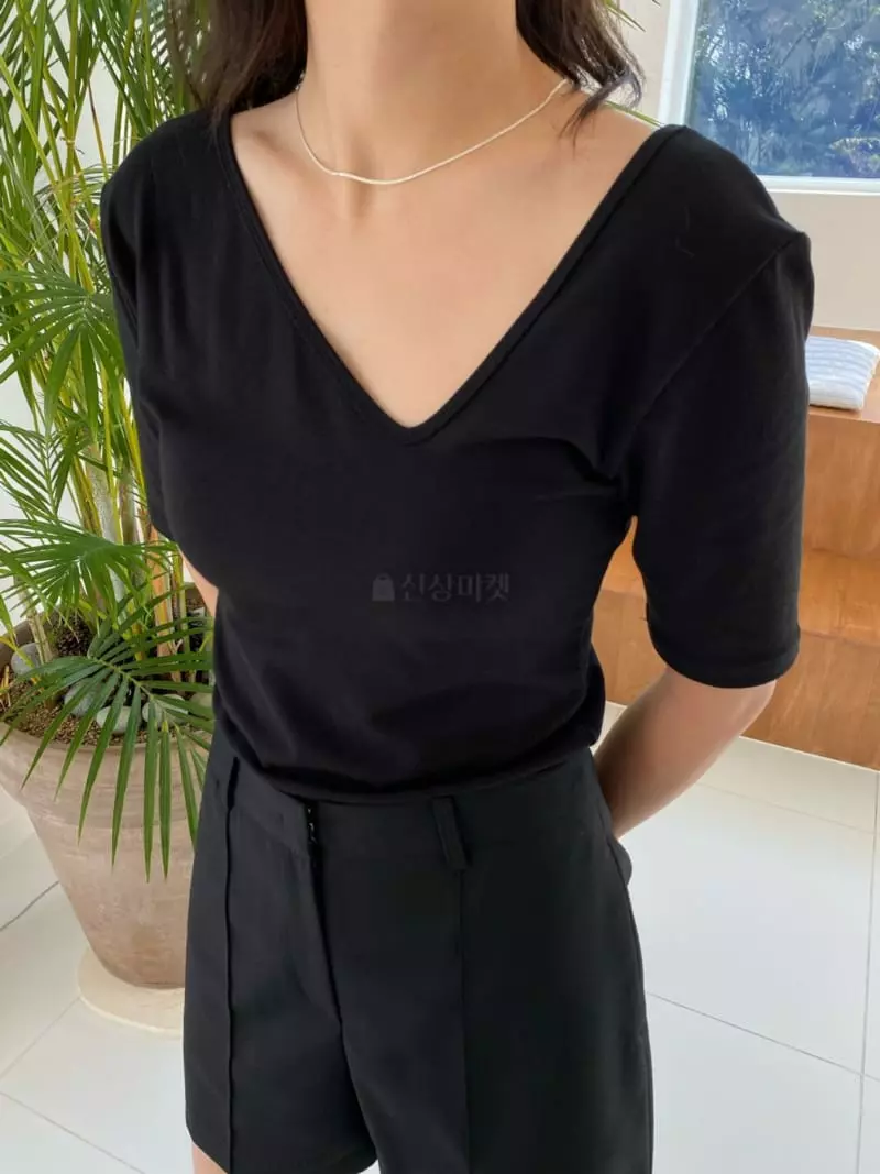 We Are - Korean Women Fashion - #momslook - Diagonal Tee - 4