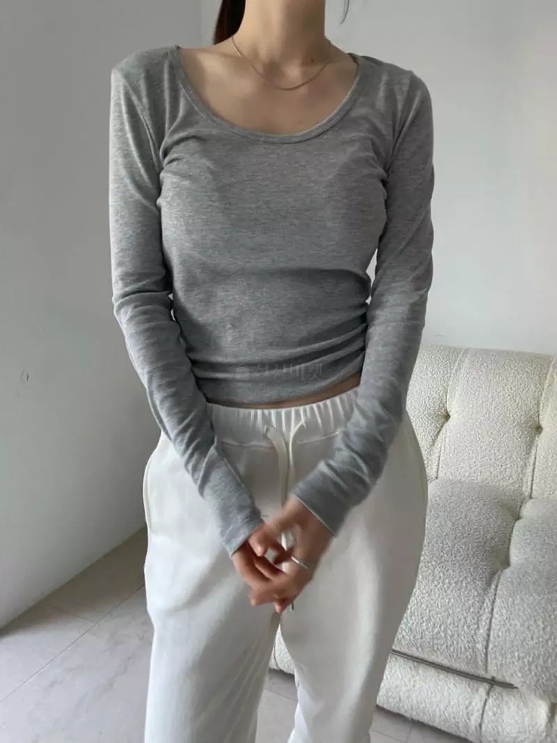 Well Row - Korean Women Fashion - #momslook - Spring U-neck Tee - 3