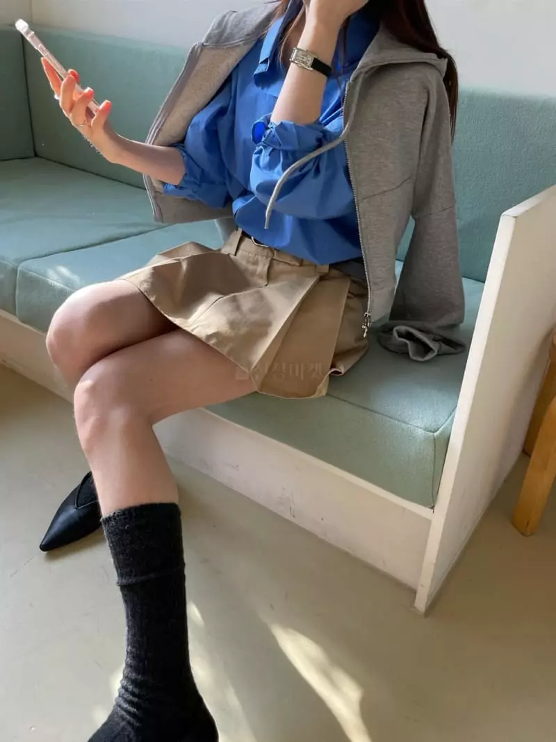 Well Row - Korean Women Fashion - #womensfashion - Low Pleats Mini Skirt - 4