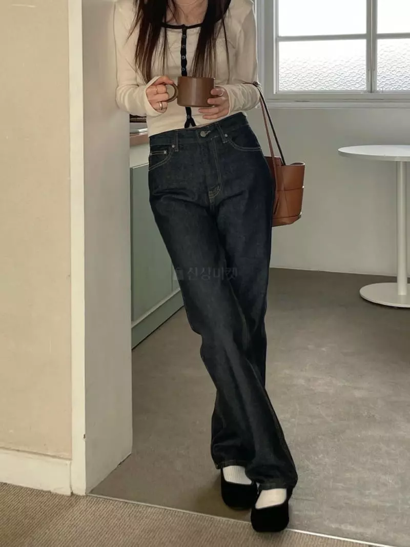 Well Row - Korean Women Fashion - #vintagekidsstyle - Straight Jeans - 4