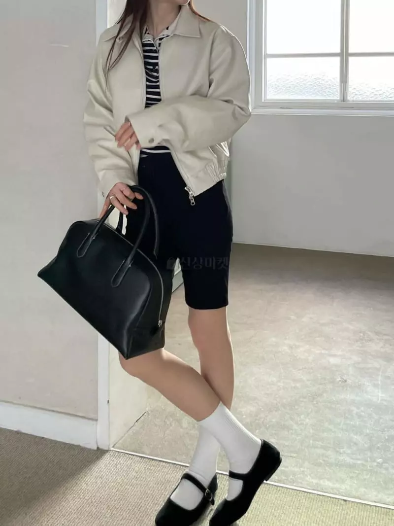 Well Row - Korean Women Fashion - #thatsdarling - Collar Blouson Jacket - 2