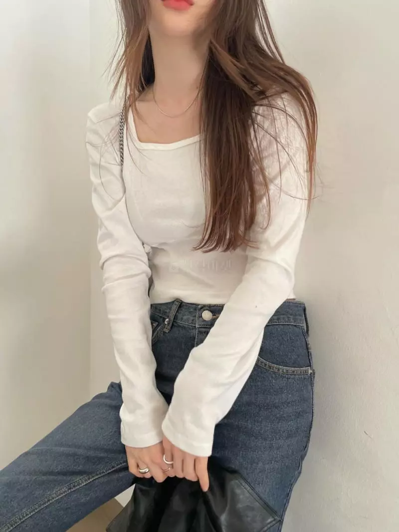 Well Row - Korean Women Fashion - #thatsdarling - Coloring Square Button Tee (wearing front and back) - 4