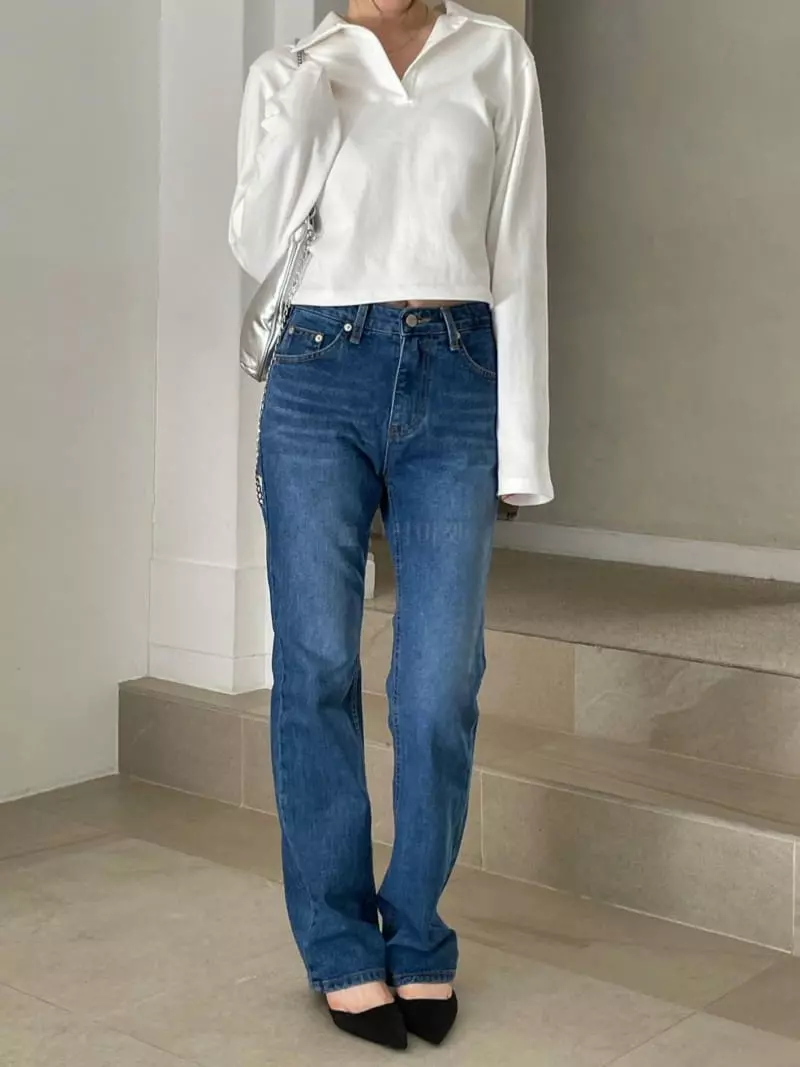 Well Row - Korean Women Fashion - #thelittlethings - Low Bootcut Jeans - 2