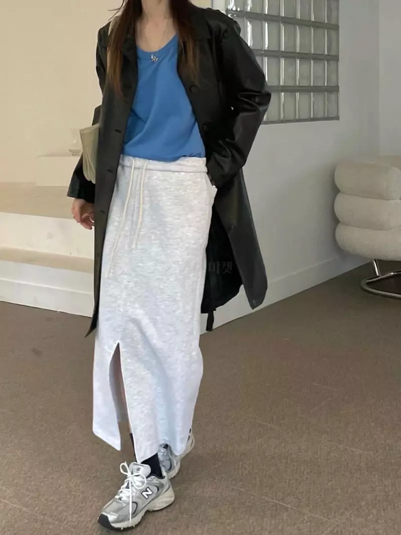 Well Row - Korean Women Fashion - #womensfashion - Pocket Cut Skirt (wearing front and back) - 3