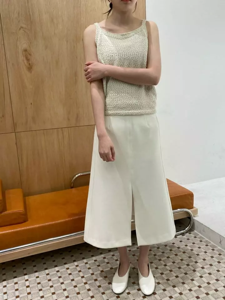Woodsage - Korean Women Fashion - #momslook - Bubble Sleeveless Tee - 3