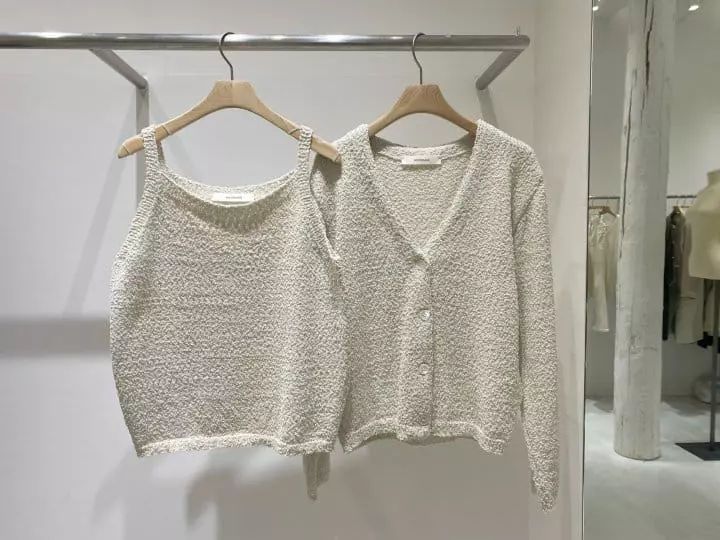Woodsage - Korean Women Fashion - #momslook - Bubble Sleeveless Tee - 6