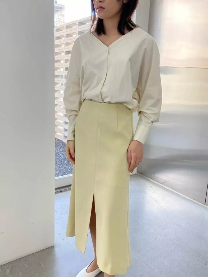 Woodsage - Korean Women Fashion - #momslook - V-neck Shirt - 4