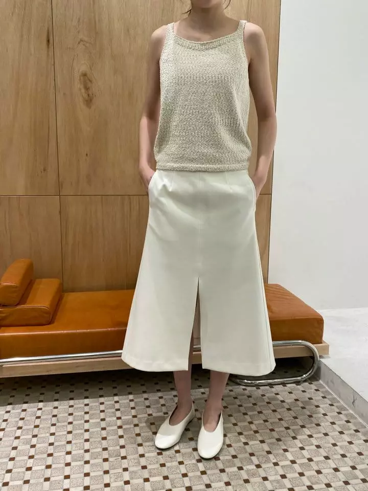 Woodsage - Korean Women Fashion - #womensfashion - Bubble Sleeveless Tee - 2