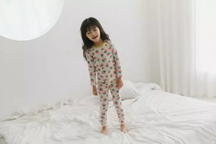 Yerooyena - Korean Children Fashion - #discoveringself - Strawberry Easywear - 2