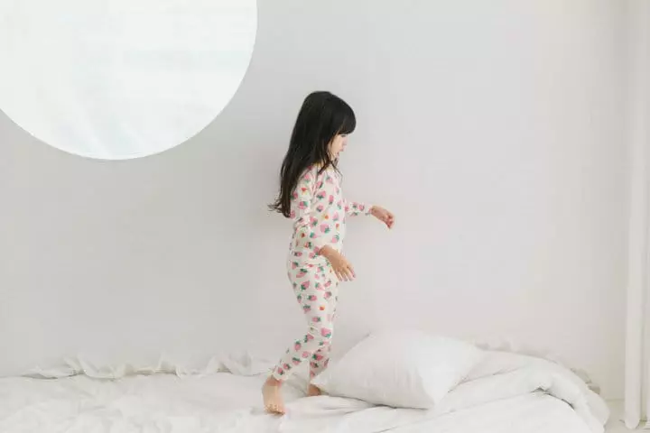 Yerooyena - Korean Children Fashion - #fashionkids - Strawberry Easywear - 3