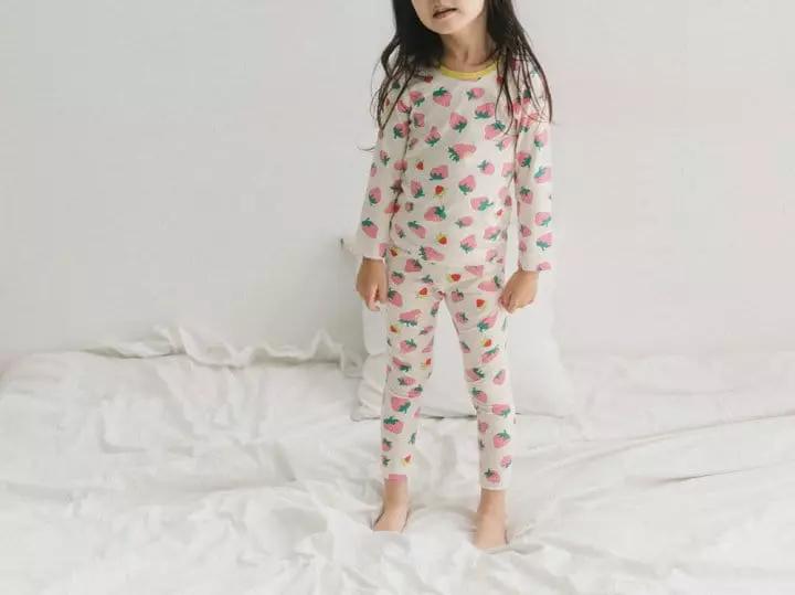 Yerooyena - Korean Children Fashion - #fashionkids - Strawberry Easywear - 4