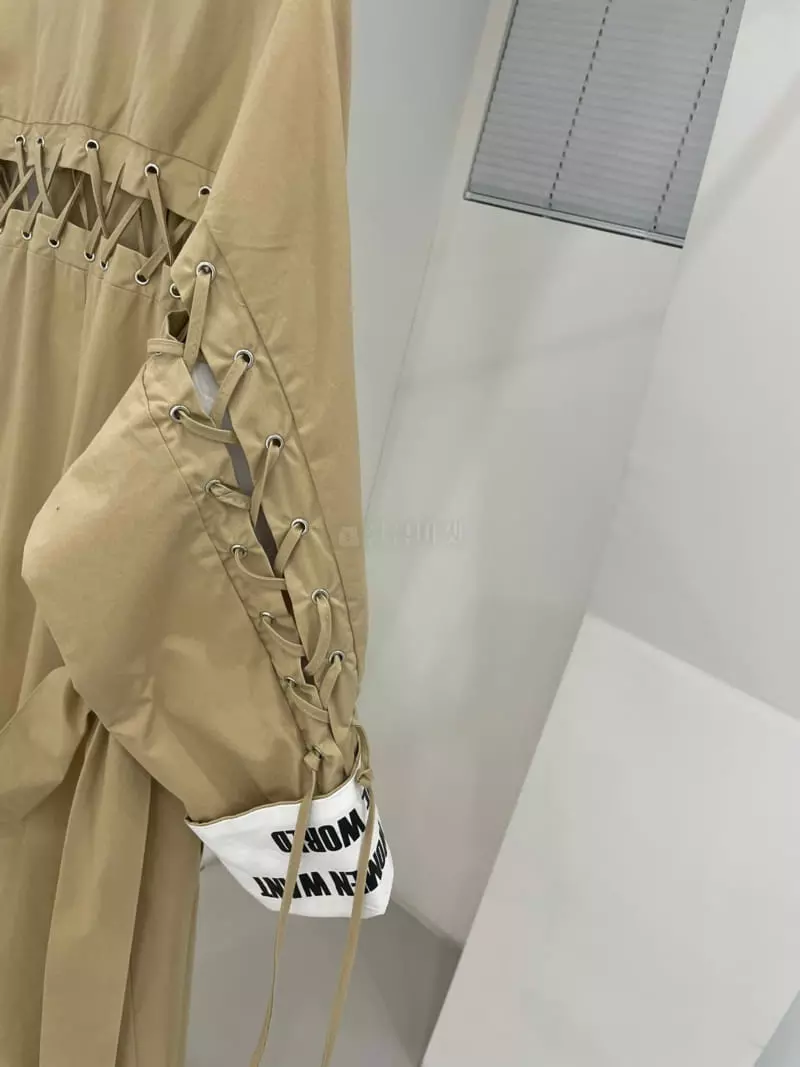 Zipper - Korean Women Fashion - #momslook - Unique Eyelet Trench Coat - 2