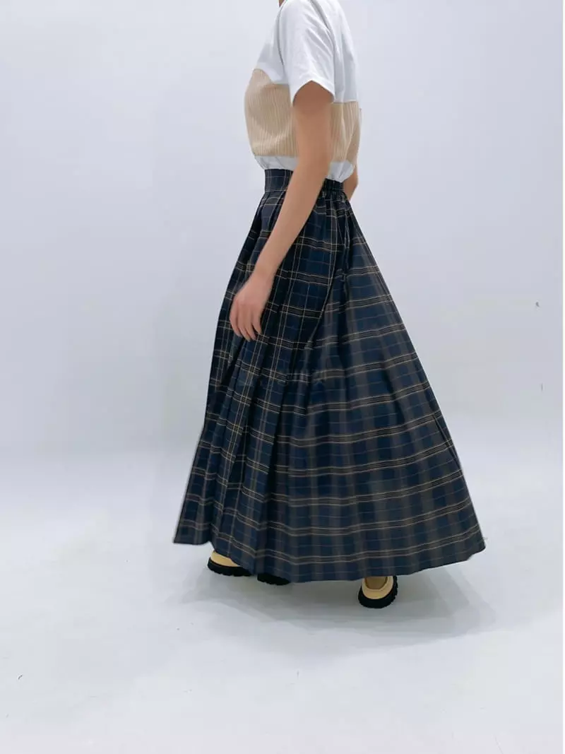 Zipper - Korean Women Fashion - #pursuepretty - Check Long Wrinkle Skirt - 2