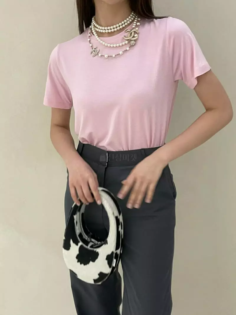 140 Avenue - Korean Women Fashion - #thelittlethings - Basic Tee - 2