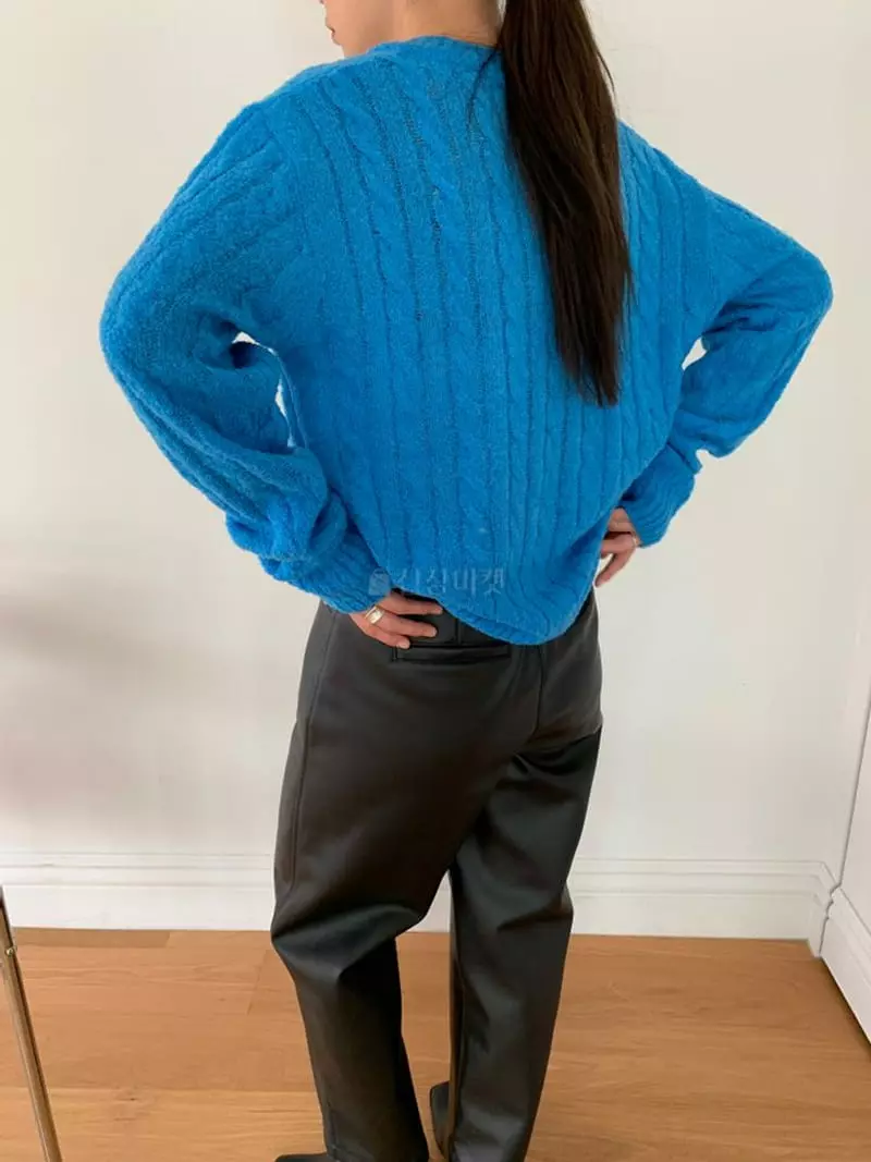Ala Mode - Korean Women Fashion - #restrostyle - All Bookle Twist Knit