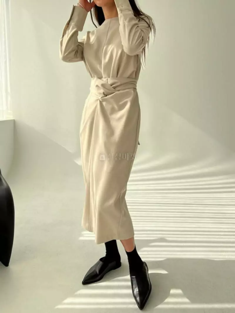 Ala Mode - Korean Women Fashion - #womensfashion - Berdi One-piece - 3