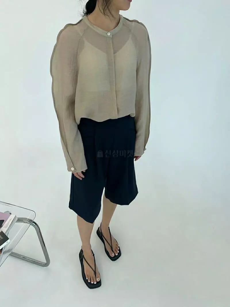 Ann Margret - Korean Women Fashion - #restrostyle - Floral Twill Blouse - 4