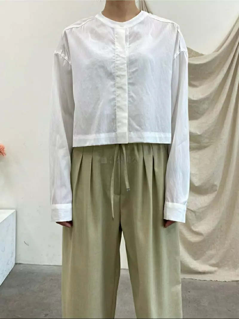Ann Margret - Korean Women Fashion - #momslook - Round Crop Shirt - 4