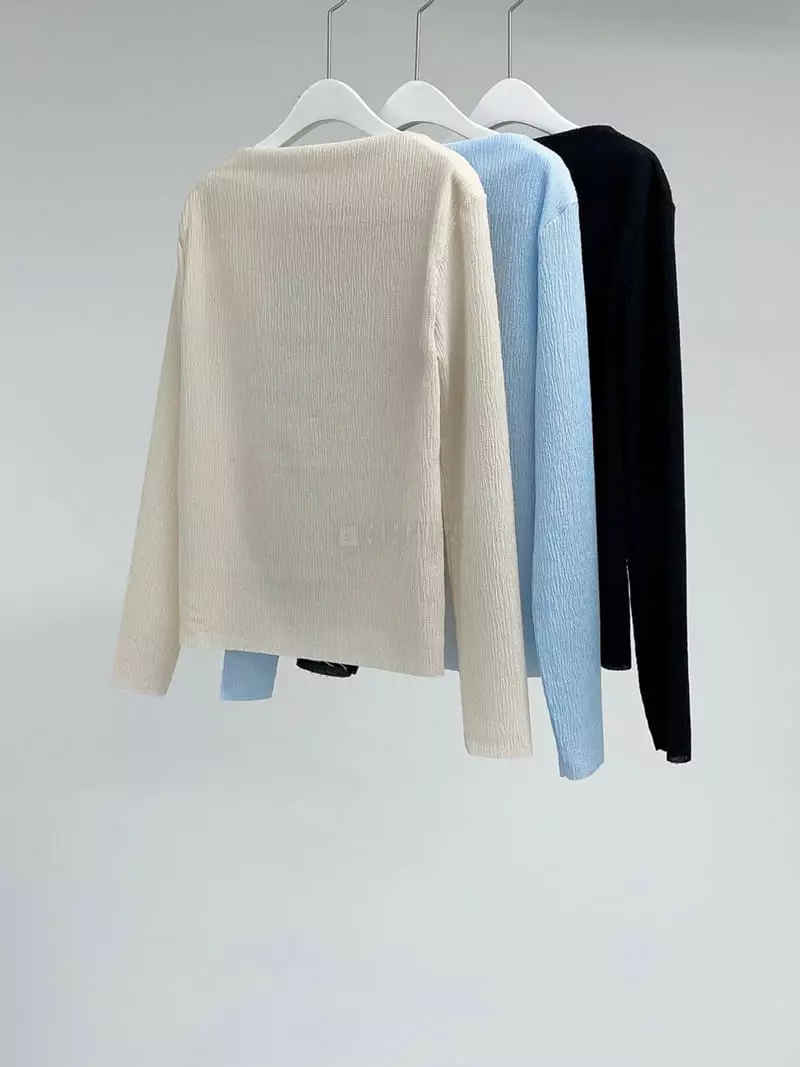 Arrco - Korean Women Fashion - #womensfashion - Pleats Half Neck Tee - 4
