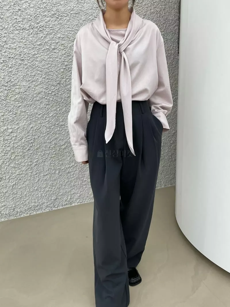 Arrco - Korean Women Fashion - #momslook - Tie Blouse - 5