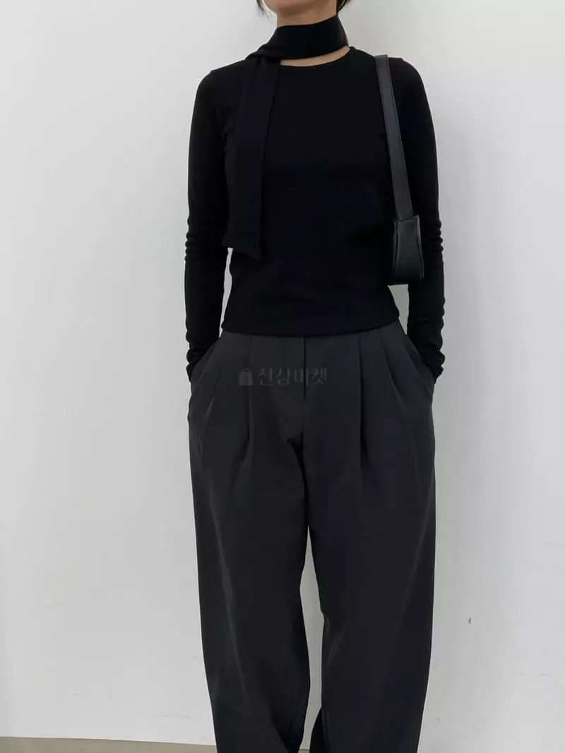 Arrco - Korean Women Fashion - #momslook - Scarf Top - 2