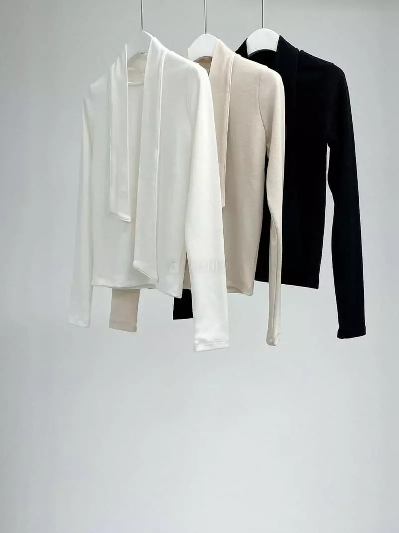 Arrco - Korean Women Fashion - #womensfashion - Scarf Top - 4