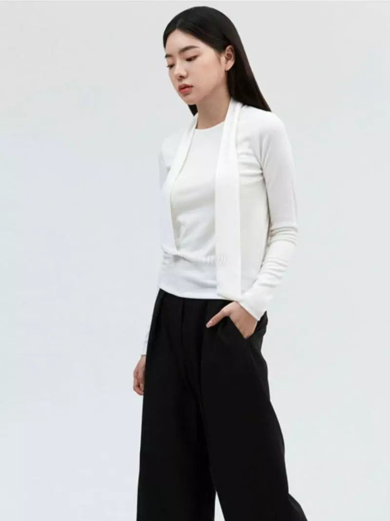 Arrco - Korean Women Fashion - #momslook - Scarf Top - 8