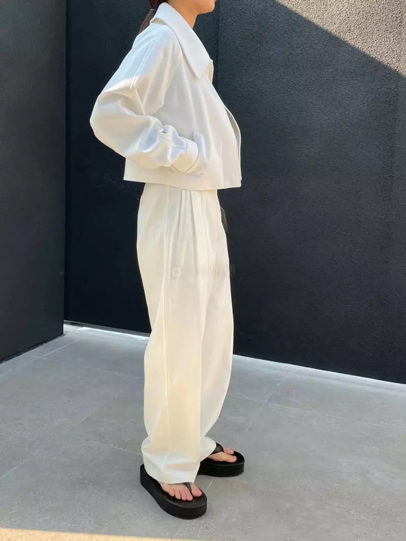 Arrco - Korean Women Fashion - #momslook - Mos Blouson  - 2