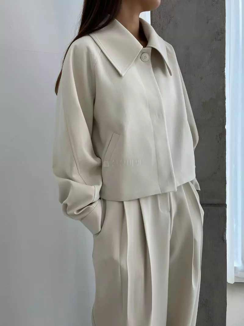 Arrco - Korean Women Fashion - #momslook - Mos Blouson  - 8