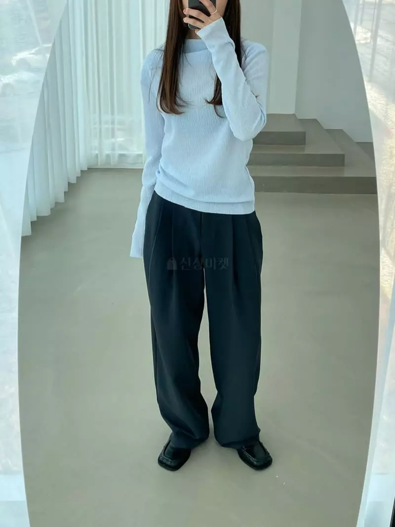 Arrco - Korean Women Fashion - #womensfashion - Pleats Half Neck Tee