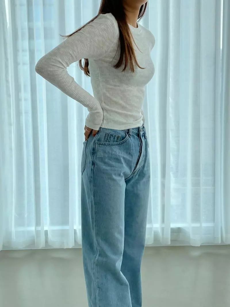 Arrco - Korean Women Fashion - #womensfashion - Opening Crop Tee - 2