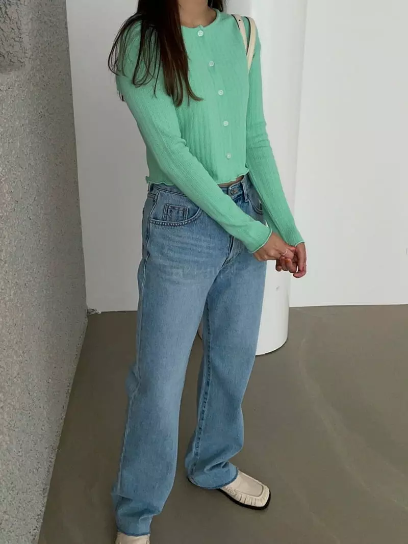 Arrco - Korean Women Fashion - #womensfashion - Apple Crop Cardigan - 2