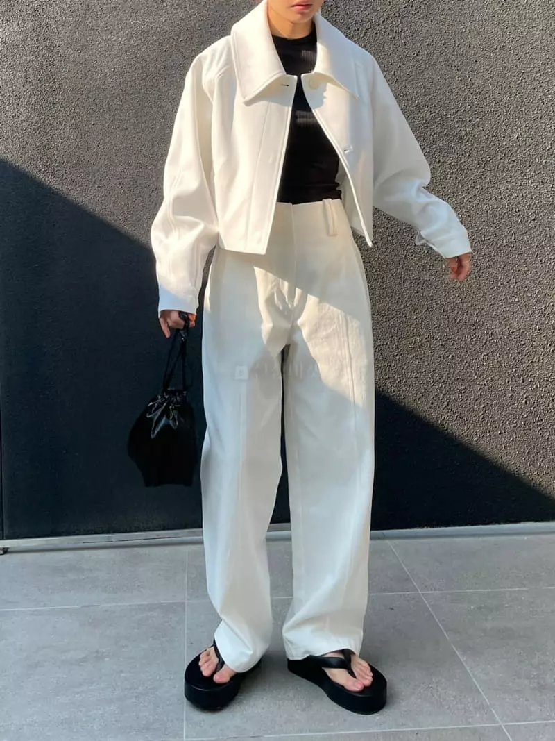 Arrco - Korean Women Fashion - #womensfashion - Mos Blouson  - 3