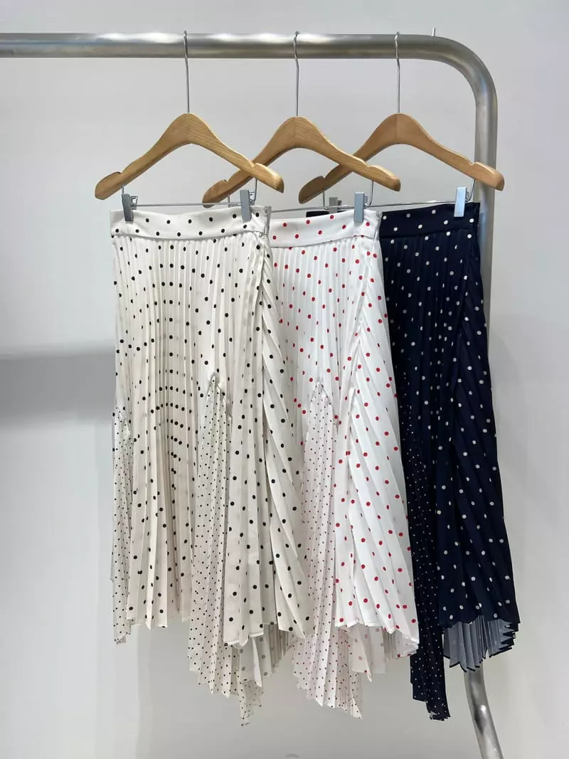 Artisover - Korean Women Fashion - #womensfashion - Dot Pleats Skirt - 5