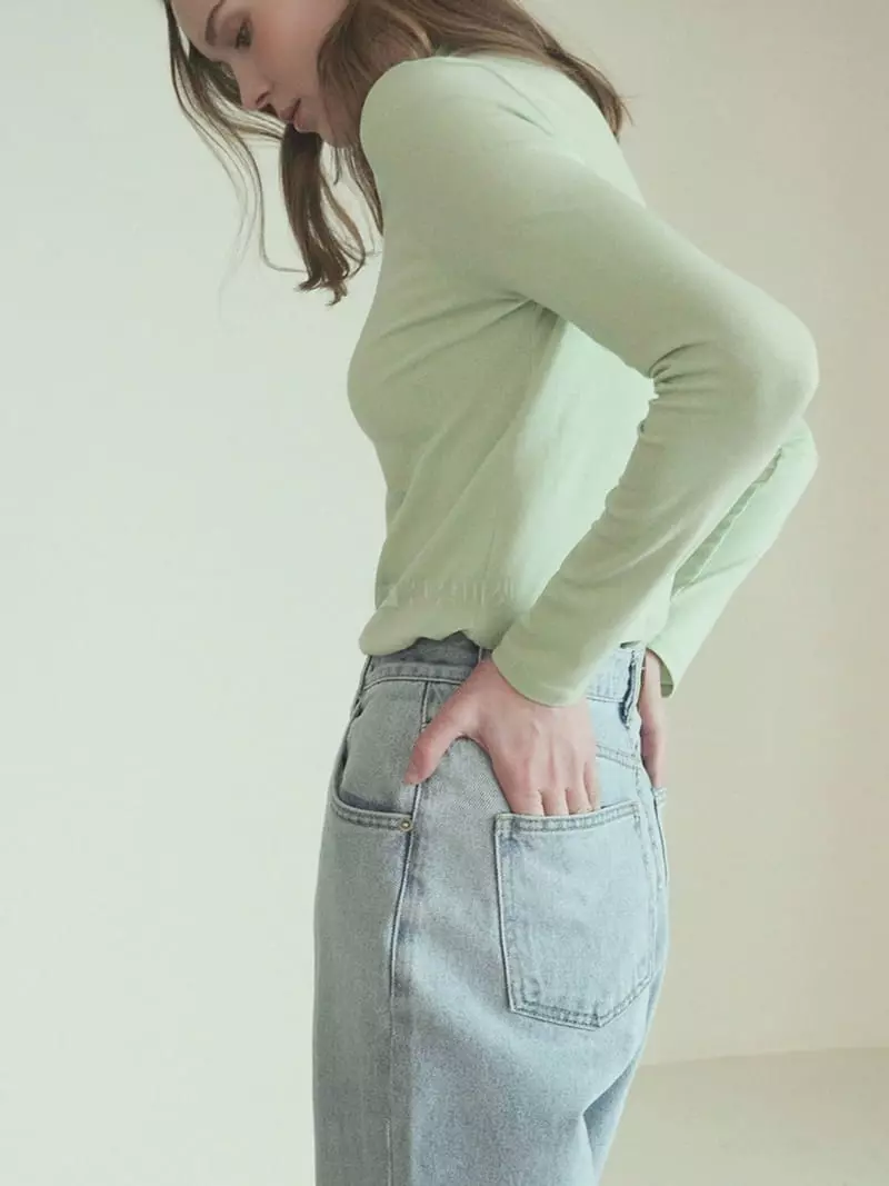 Ave29 - Korean Women Fashion - #momslook - VCLover Half Neck Tee - 4