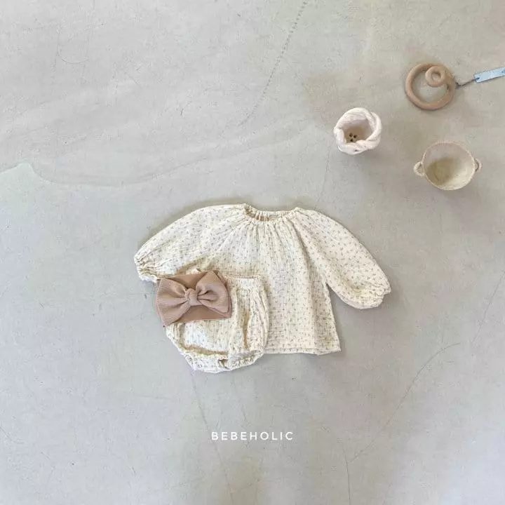 Bebe Holic - Korean Baby Fashion - #babyoninstagram - Flower Top Bottom Set - 2