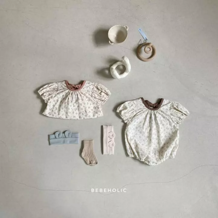 Bebe Holic - Korean Baby Fashion - #babyoninstagram - Small Flower Bodysuit