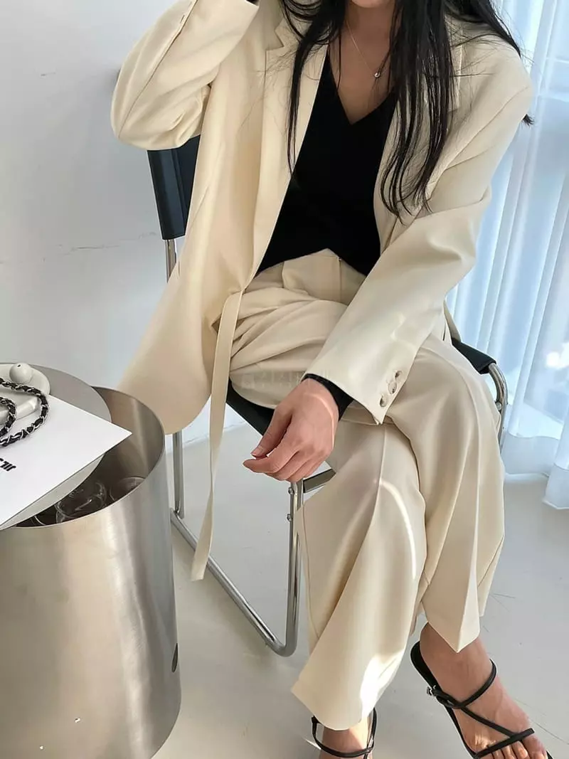 Better - Korean Women Fashion - #womensfashion - Needs Pants