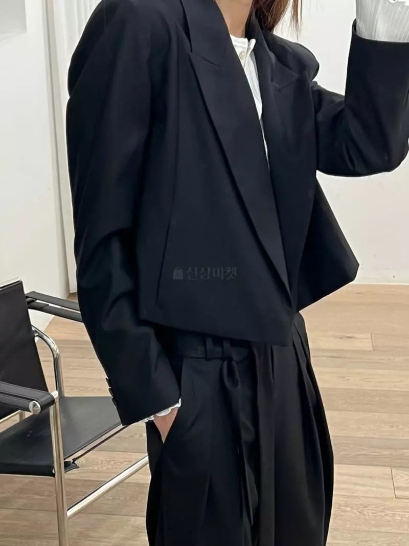 Boheme - Korean Women Fashion - #thelittlethings - Robe Crop Jacket - 4