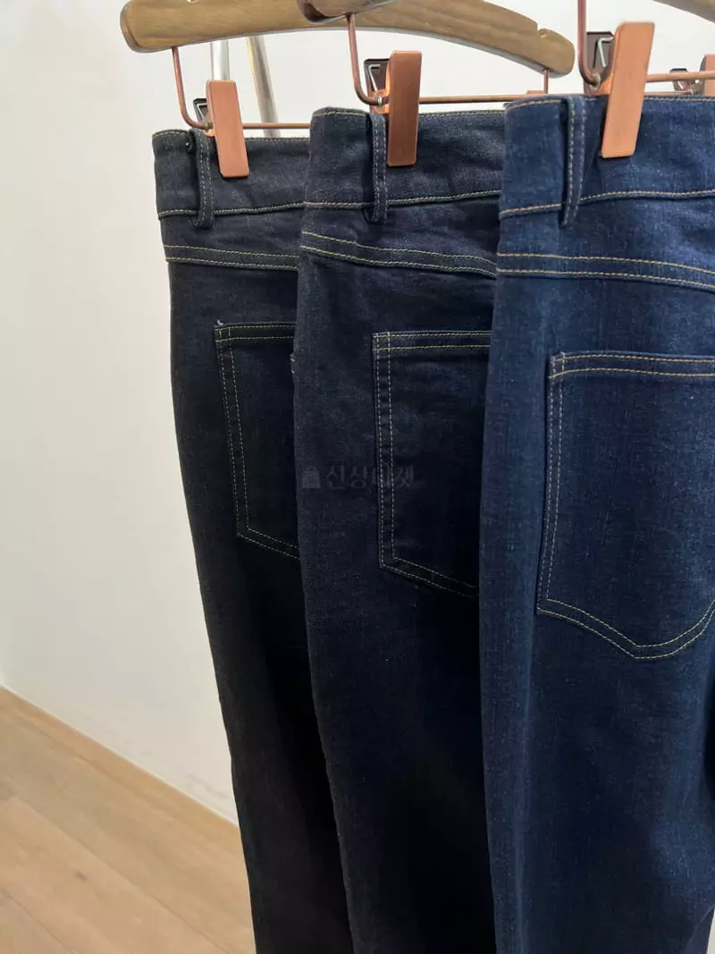 Boheme - Korean Women Fashion - #womensfashion - Bootscut Jeans - 4