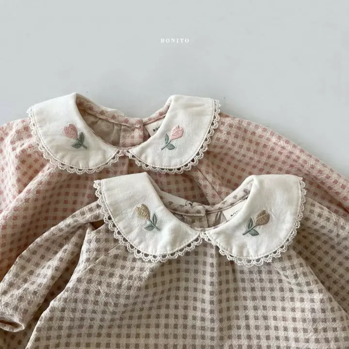 Bonito - Korean Baby Fashion - #smilingbaby - Heart Tulip Embroidery Bodysuit - 4