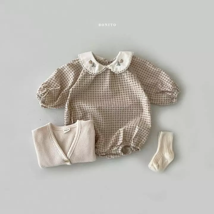 Bonito - Korean Baby Fashion - #babyboutiqueclothing - Heart Tulip Embroidery Bodysuit - 5