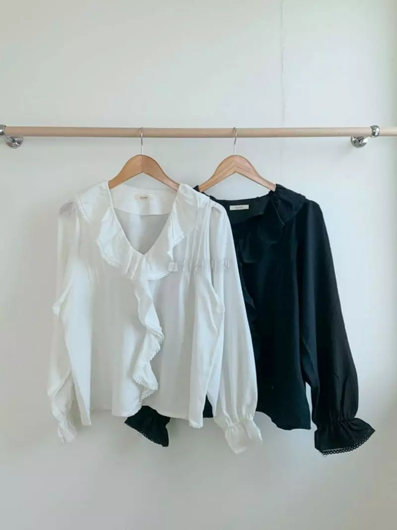 By Andrin - Korean Women Fashion - #vintagekidsstyle - Frill Blouse - 4