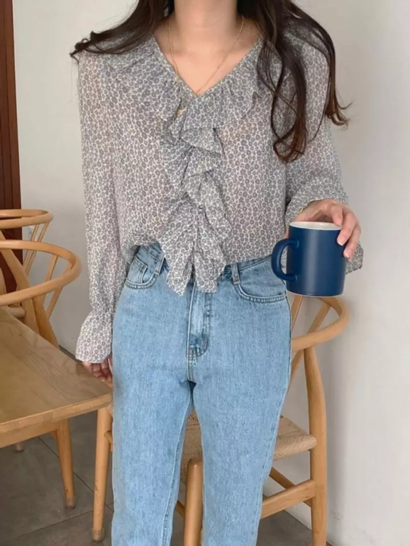 By Andrin - Korean Women Fashion - #pursuepretty - Fray Blouse - 2