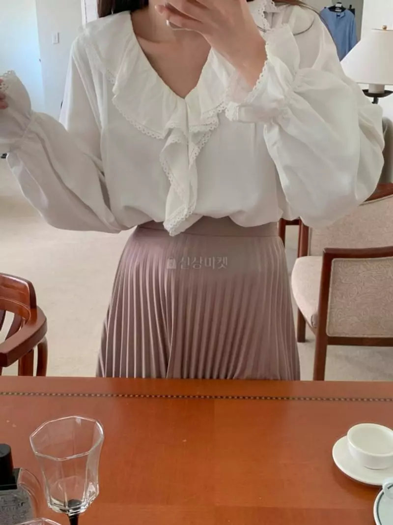 By Andrin - Korean Women Fashion - #womensfashion - Frill Blouse